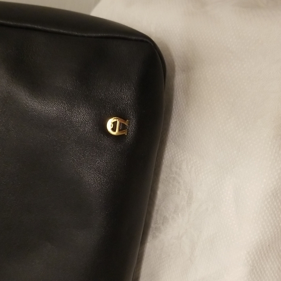 Aigner Shoulder Bag - Picture 2 of 7